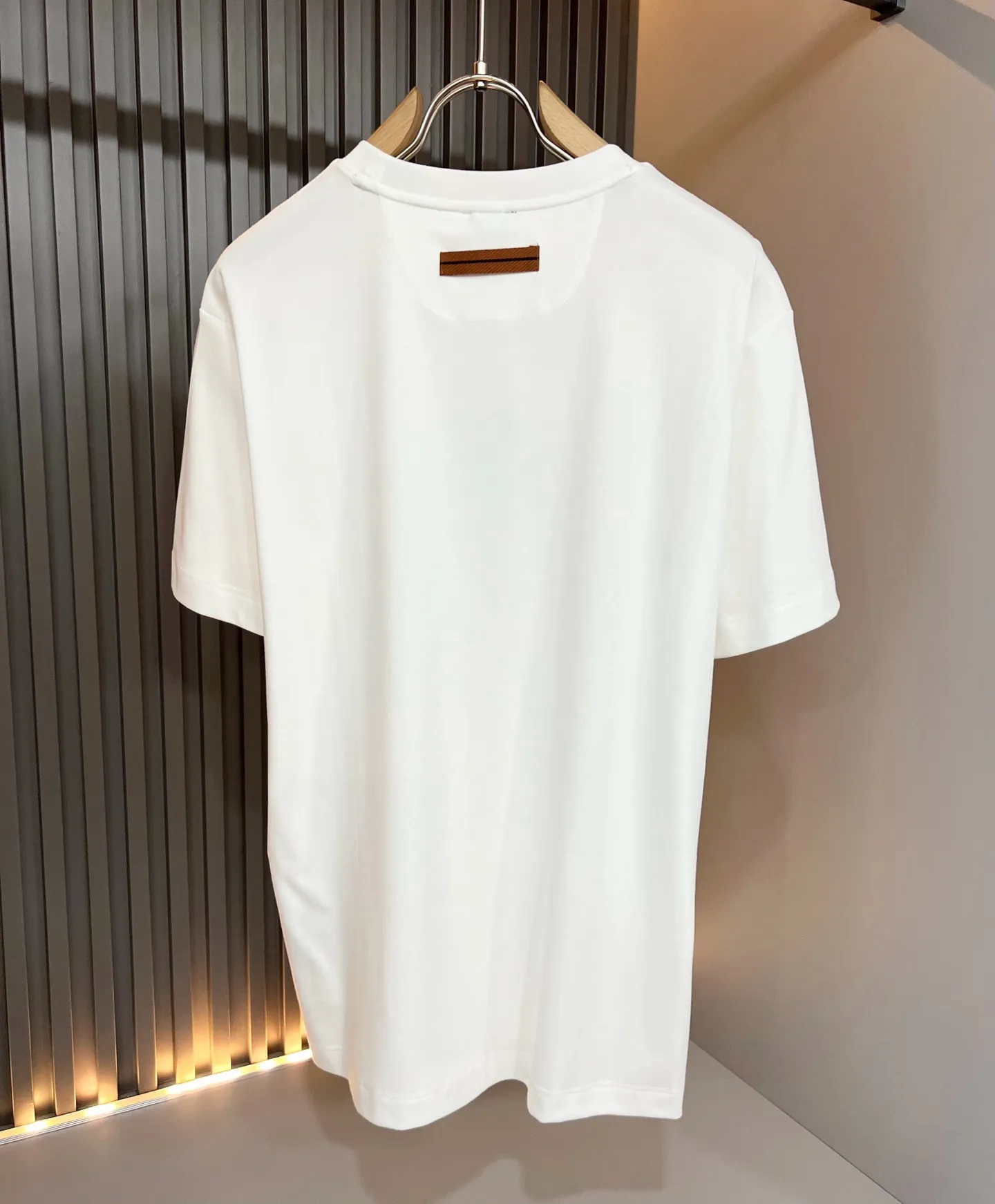 ，Ermenegildo Zeg*a * 2026 T ， ！ Classic ！ ！ ， 、 ！ 、 … Quality 。Size：M-3XL
